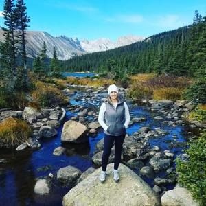 Meet your Posher, Danielle